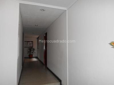 Apartaestudio en arriendo en Chapinero Central, Bogotá, 32 m² · foto 4 de 20