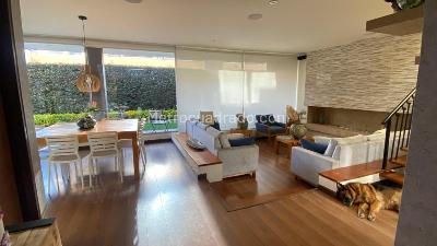 Casa de 3 alcobas en venta en Cajica, Cajicá, 518 m² · foto 1 de 20