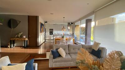 Casa de 3 alcobas en venta en Cajica, Cajicá, 518 m² · foto 2 de 20