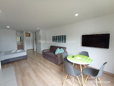 Apartamento en arriendo en Candelaria, Bogotá · foto 3 de 15