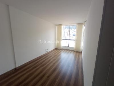 Apartamento de 2 alcobas en venta en Chapinero Central, Bogotá, 34 m² · foto 2 de 14