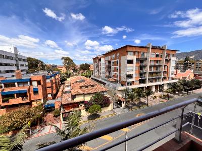 Apartamento de 3 alcobas en venta en Chico Navarra, Bogotá, 218 m² · foto 17 de 20