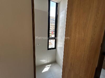 Apartamento de 1 alcoba en venta en Chico Autopista, Bogotá, 44 m² · foto 5 de 15