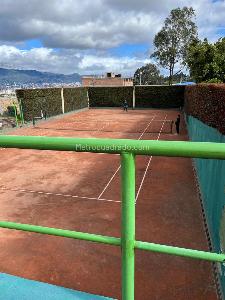 Casa de 4 alcobas en venta en Cerros Torreladera, Bogotá, 200 m² · foto 12 de 13