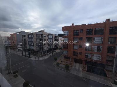 Apartamento en venta en El Batan, Bogotá · foto 9 de 16