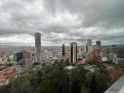 Apartamento de 3 alcobas en venta en Bosque Izquierdo, Bogotá, 185 m² · foto 9 de 20