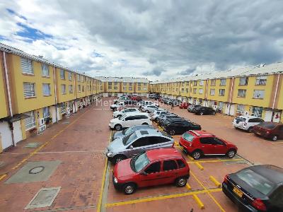 Casa en venta en Villa Del Norte Iii, Bogotá · foto 2 de 19