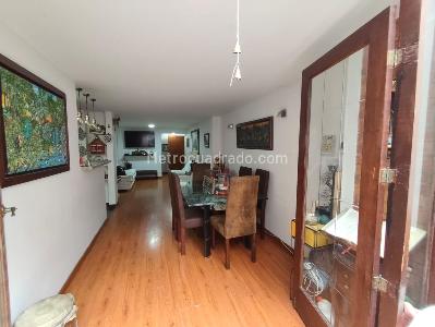 Apartamento de 2 alcobas en venta en Las Acasias, Bogotá, 75 m² · foto 6 de 20