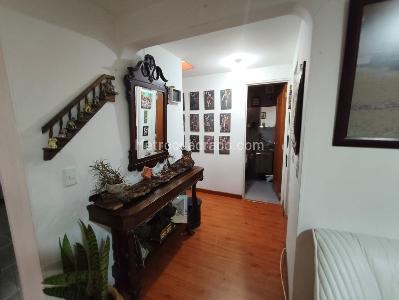 Apartamento de 2 alcobas en venta en Las Acasias, Bogotá, 75 m² · foto 2 de 20