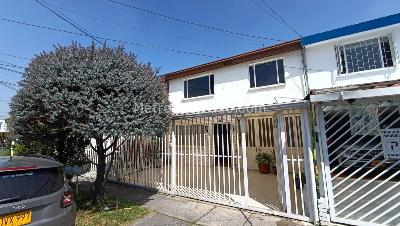 Casa en venta en Los Andes, Bogotá · foto 3 de 20