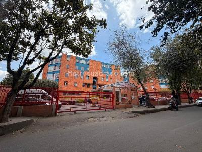 Apartamento en venta en Florencia Afidro, Bogotá · foto 3 de 18