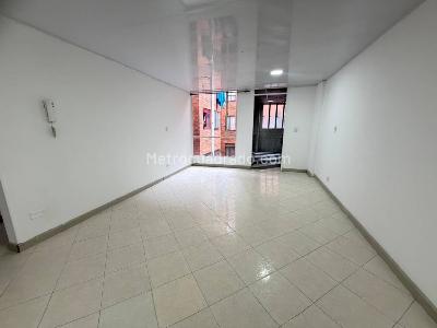 Apartamento en venta en Florencia Afidro, Bogotá · foto 4 de 18