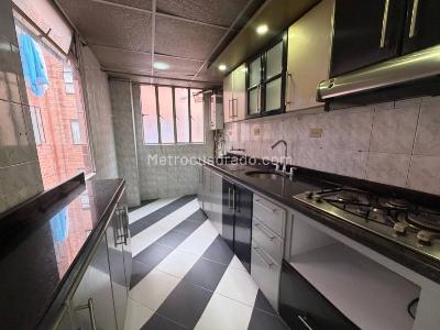 Apartamento en venta en Florencia Afidro, Bogotá · foto 6 de 18