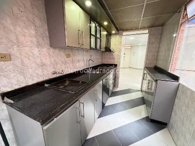 Apartamento en venta en Florencia Afidro, Bogotá · foto 7 de 18