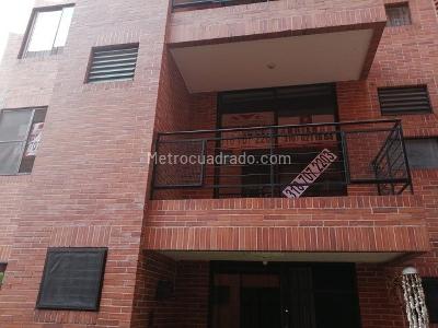 Apartamento de 3 alcobas en venta en Parrales, Ibagué, 74 m² · foto 2 de 20