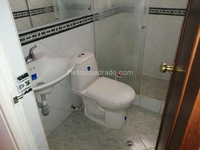 Apartamento de 3 alcobas en venta en Parrales, Ibagué, 74 m² · foto 10 de 20