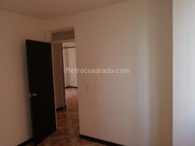 Apartamento de 3 alcobas en venta en Parrales, Ibagué, 74 m² · foto 16 de 20