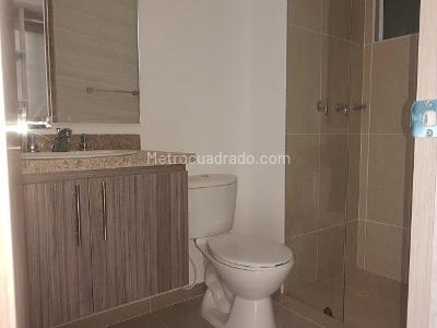 Apartamento de 3 alcobas en venta en Varsovia I, Ibagué, 89 m² · foto 5 de 17