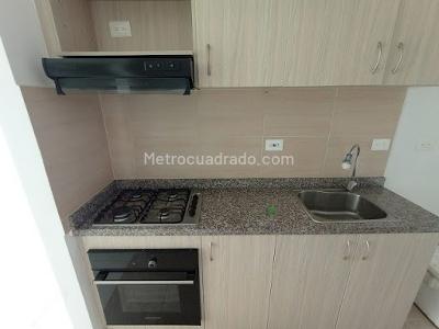 Apartamento de 3 alcobas en venta en El Poblado, Ibagué, 74 m² · foto 7 de 15