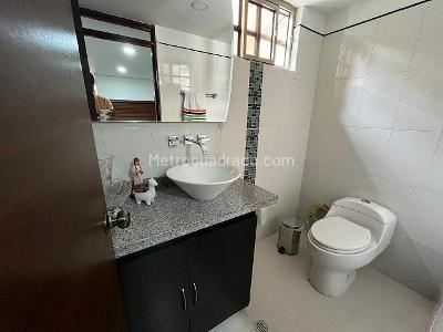 Casa de 4 alcobas en venta en Parrales, Ibagué, 180 m² · foto 13 de 20
