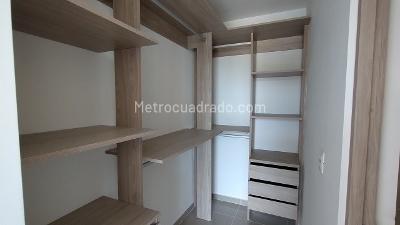 Apartamento de 3 alcobas en venta en Varsovia I, Ibagué, 90 m² · foto 6 de 20