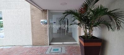 Apartamento de 3 alcobas en venta en Varsovia I, Ibagué, 90 m² · foto 15 de 20
