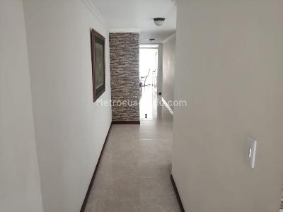 Apartamento de 3 alcobas en venta en Piedra Pintada Parte Alta, Ibagué, 95 m² · foto 10 de 20