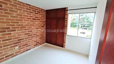 Apartamento de 3 alcobas en arriendo en Varsovia, Ibagué, 70 m² · foto 8 de 14