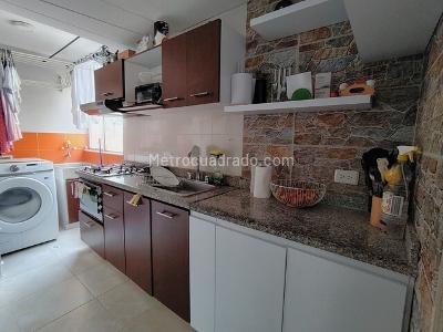 Apartamento de 2 alcobas en venta en Jordan Viii Etapa, Ibagué, 75 m² · foto 7 de 20