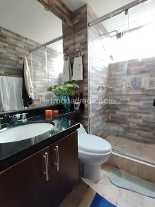 Apartamento de 2 alcobas en venta en Jordan Viii Etapa, Ibagué, 75 m² · foto 19 de 20