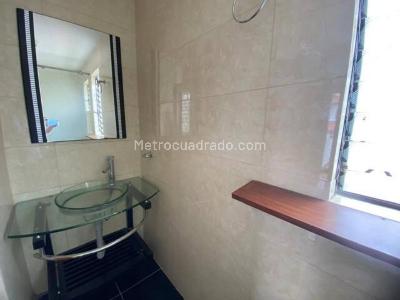 Casa de 3 alcobas en venta en Rincon De Piedra Pintada, Ibagué, 133 m² · foto 4 de 20