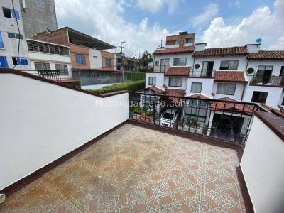 Casa de 3 alcobas en venta en Rincon De Piedra Pintada, Ibagué, 133 m² · foto 15 de 20