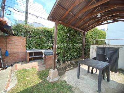 Casa de 3 alcobas en venta en Rincon De Piedra Pintada, Ibagué, 133 m² · foto 17 de 20