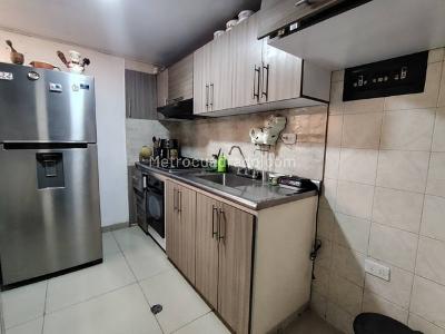 Apartamento de 3 alcobas en venta en Parrales, Ibagué, 85 m² · foto 5 de 20