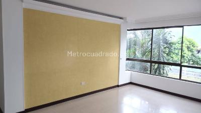 Apartamento de 3 alcobas en venta en Cadiz, Ibagué, 95 m² · foto 2 de 15