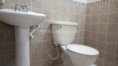Apartamento de 3 alcobas en venta en Cadiz, Ibagué, 95 m² · foto 7 de 15