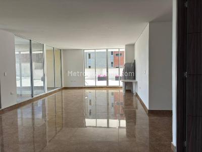 Apartamento de 3 alcobas en venta en El Vergel, Ibagué, 132 m² · foto 5 de 18