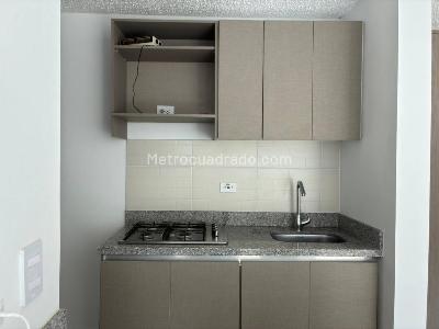 Apartamento de 3 alcobas en venta en Mirolindo, Ibagué, 57 m² · foto 4 de 10