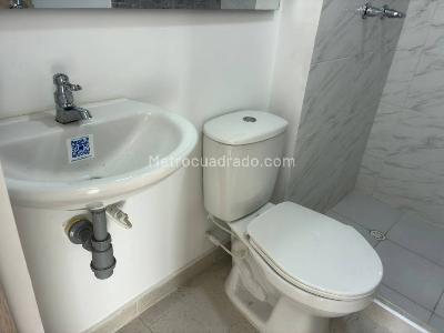 Apartamento de 3 alcobas en venta en Mirolindo, Ibagué, 57 m² · foto 6 de 10