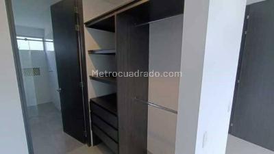 Apartamento de 3 alcobas en venta en Aparco, Ibagué, 136 m² · foto 3 de 20