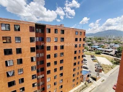 Apartamento de 3 alcobas en venta en Ciudadela Simon Bolivar Etapa I, Ibagué, 43 m² · foto 2 de 20