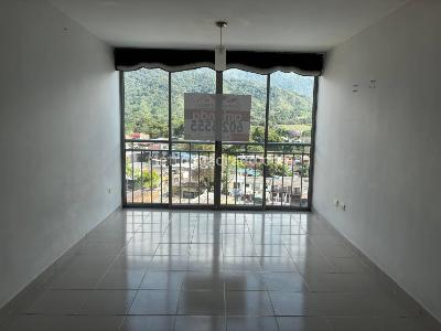 Apartamento de 3 alcobas en venta en El Salado, Ibagué, 60 m² · foto 2 de 14