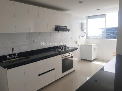 Apartamento de 2 alcobas en venta en Arkamonica, Ibagué, 70 m² · foto 3 de 20