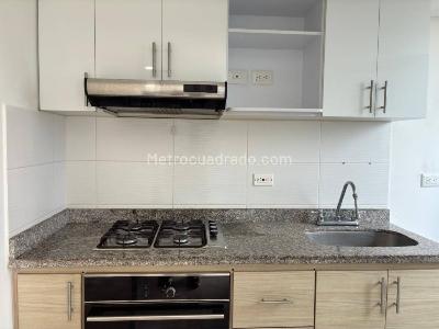 Apartamento de 2 alcobas en venta en Varsovia, Ibagué, 60 m² · foto 10 de 18