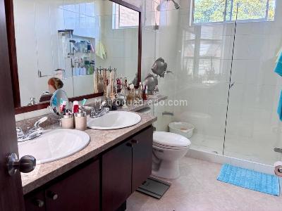 Apartamento de 3 alcobas en venta en El Vergel, Ibagué, 158 m² · foto 15 de 16