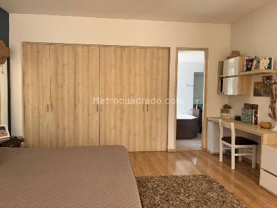 Apartamento de 3 alcobas en venta en Parrales, Ibagué, 170 m² · foto 13 de 18