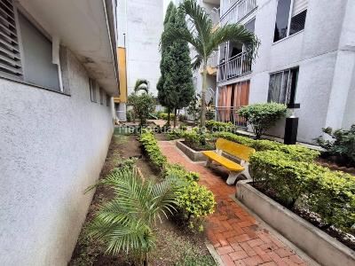 Apartamento de 3 alcobas en venta en Jardines De Atolsure, Ibagué, 64 m² · foto 5 de 13