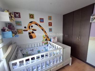 Apartamento de 3 alcobas en venta en Jardines De Atolsure, Ibagué, 64 m² · foto 8 de 13