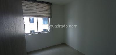 Apartamento de 3 alcobas en venta en Varsovia I, Ibagué, 67 m² · foto 11 de 20