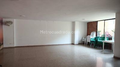 Apartamento de 3 alcobas en venta en Parrales, Ibagué, 77 m² · foto 8 de 20